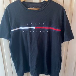 Men’s size large Tommy Hilfiger T-shirt